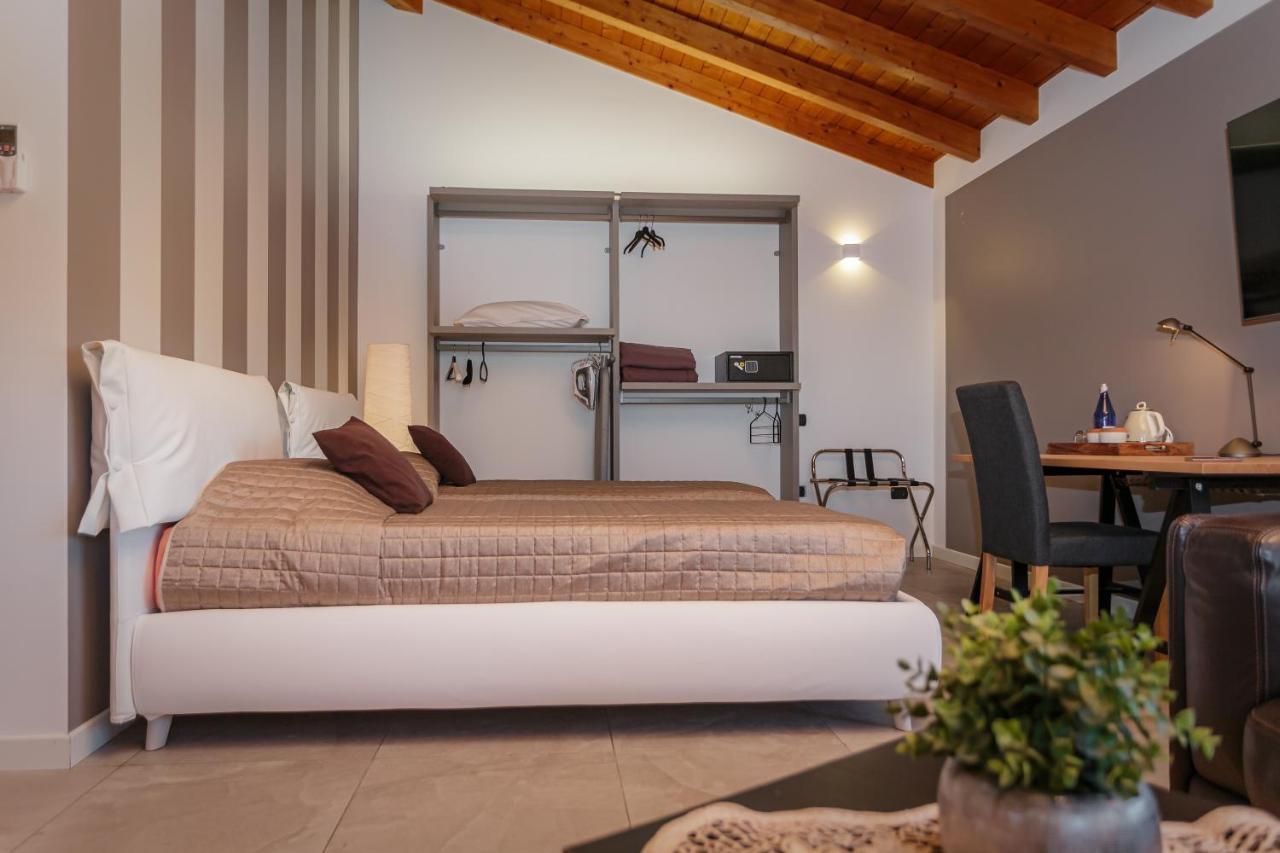 Casa Ananda Bed & Breakfast Ferno Ngoại thất bức ảnh