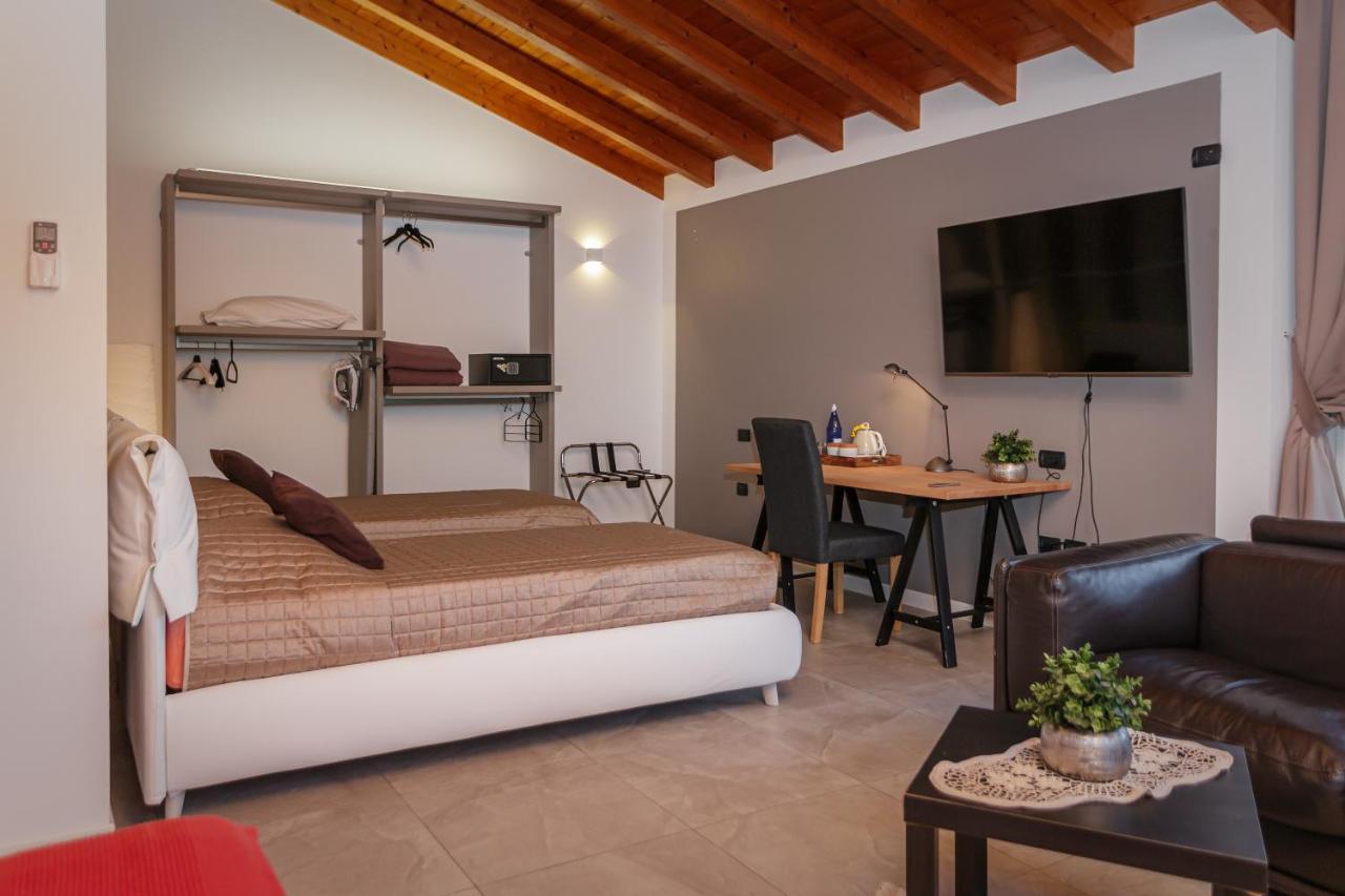 Casa Ananda Bed & Breakfast Ferno Ngoại thất bức ảnh