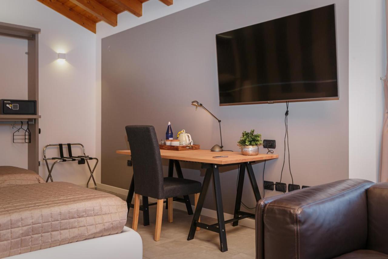 Casa Ananda Bed & Breakfast Ferno Ngoại thất bức ảnh