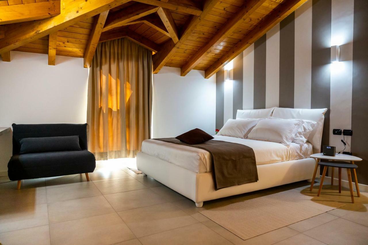 Casa Ananda Bed & Breakfast Ferno Ngoại thất bức ảnh